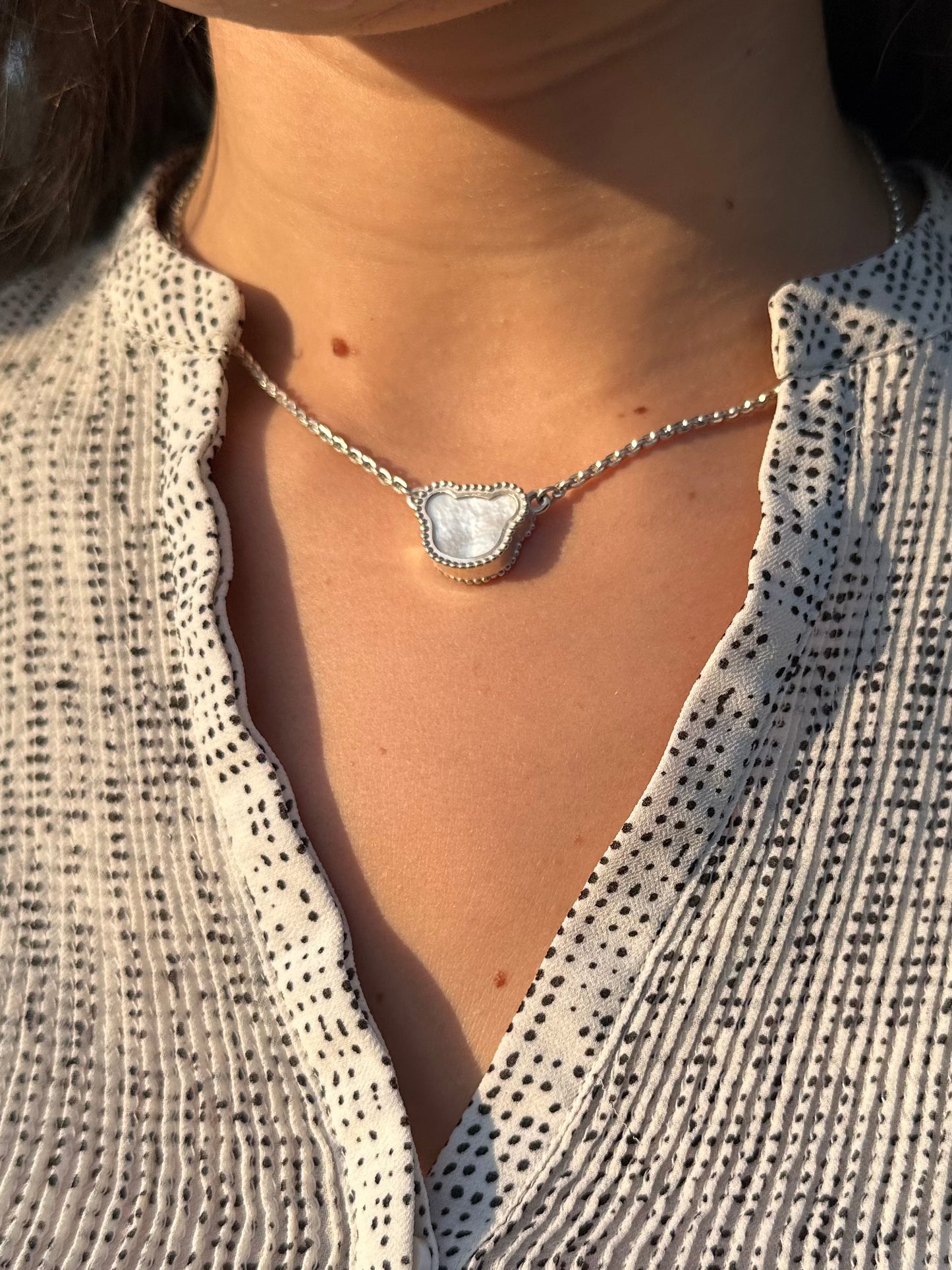 Mother of Pearl Bear Cleef Necklace