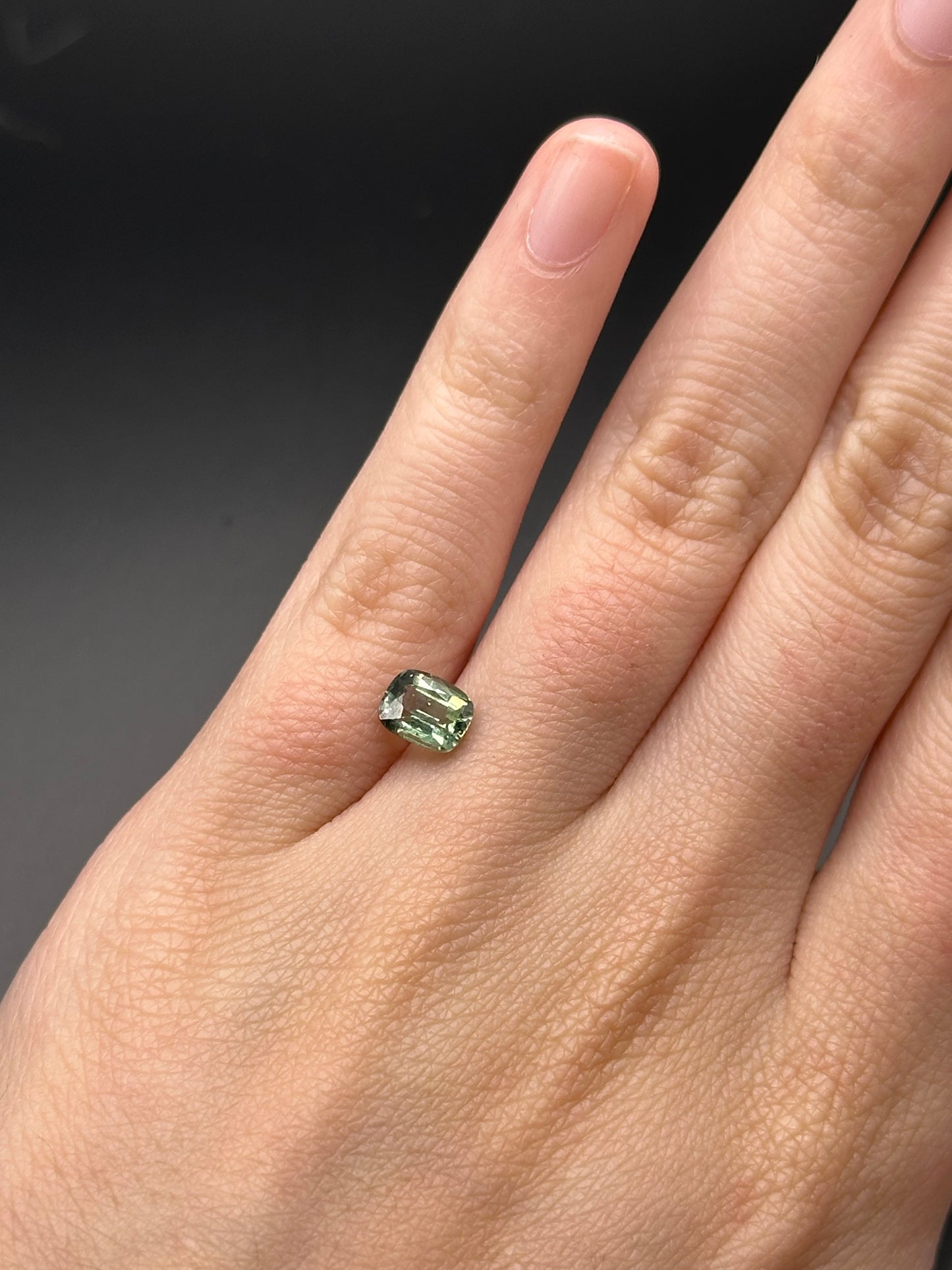 Bluish Green Sapphire 1.01 ct