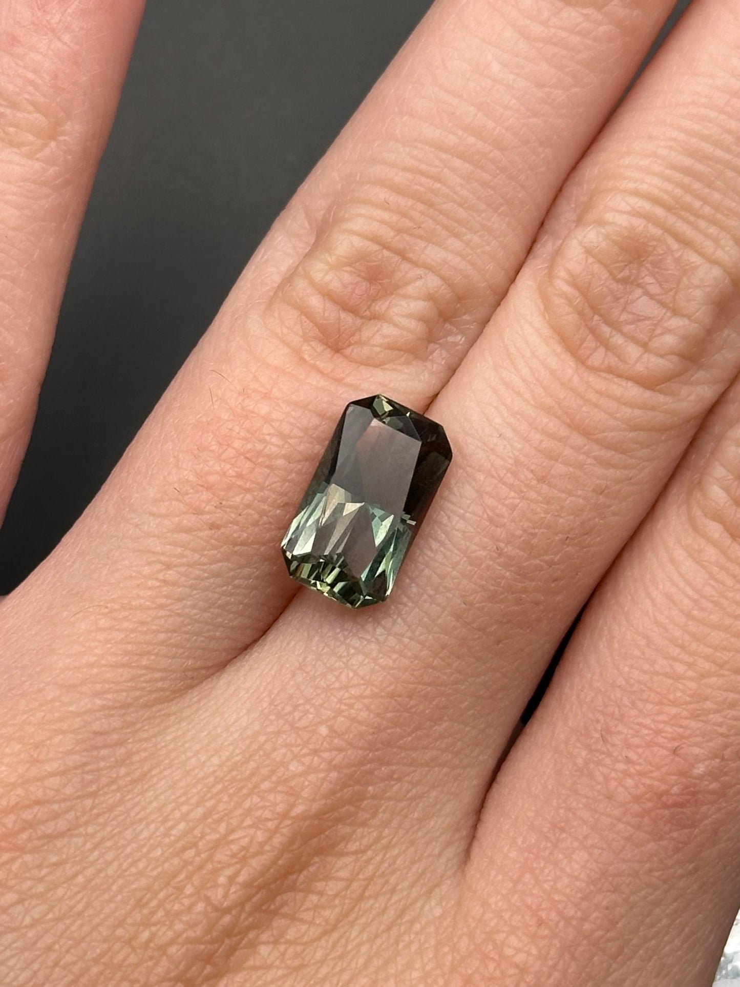 Oregon Sunstone (emerald cut) - 3.1 ct