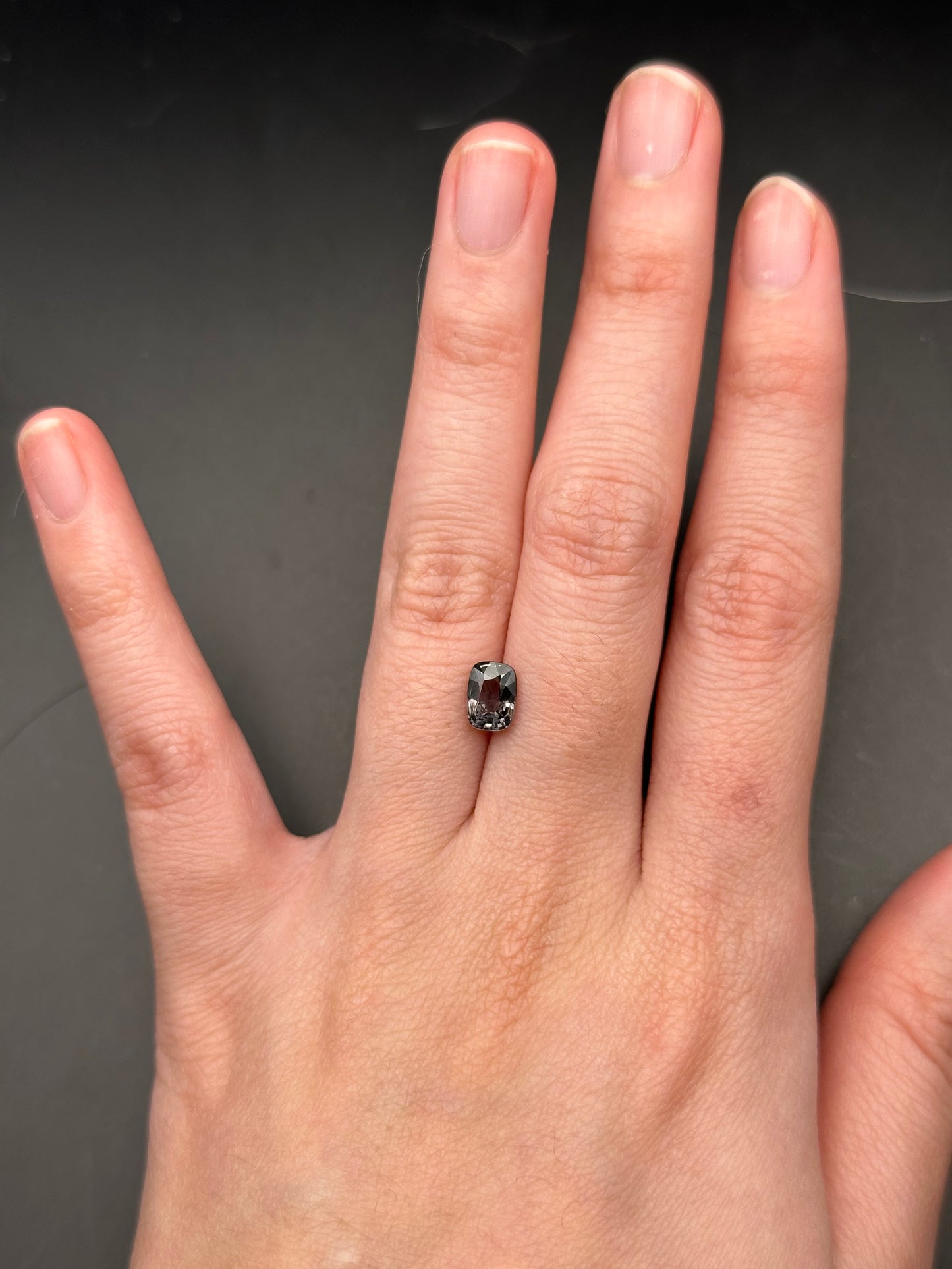 Purplish grey Spinel (cushion) - 1.06ct