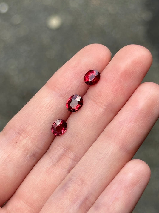 Purplish Pink Rhodolite Garnet (3 pieces - 2.25 ct)