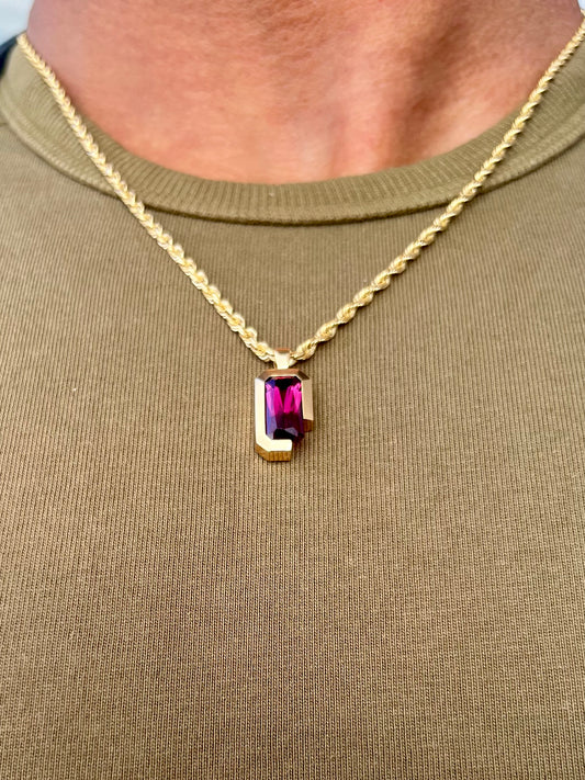 Alison Lin ‘I Love My Husband” Pendant