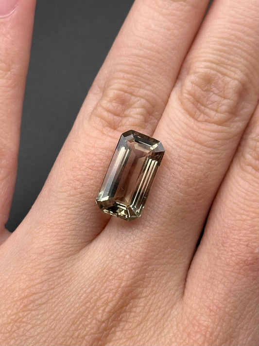 Oregon Sunstone (emerald cut) - 5.45 ct