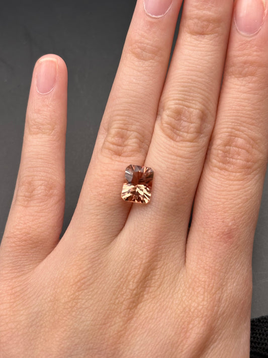 Oregon Sunstone (emerald cut) - 2.05 ct