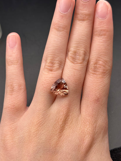 Oregon Sunstone (trillion) - 3.55 ct