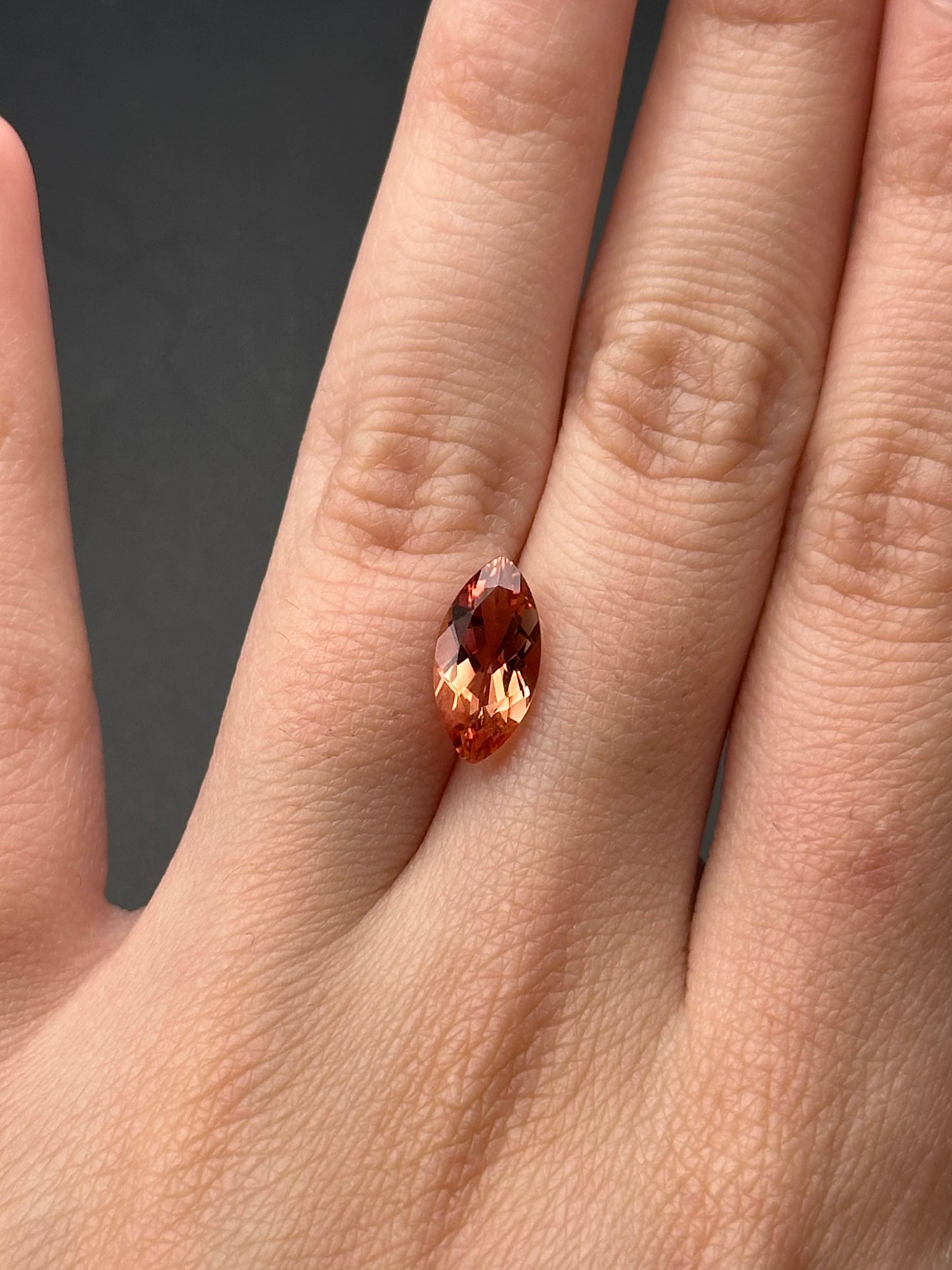 Oregon Sunstone (marquise) - 1.75 ct