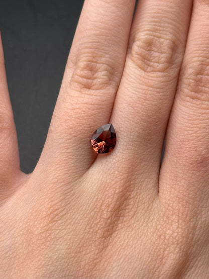 Oregon Sunstone (pear) - .80 ct