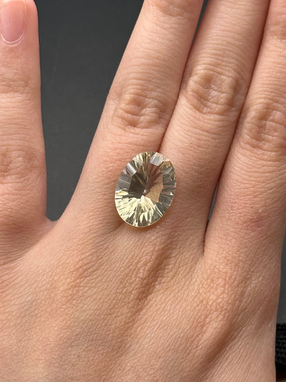 Oregon Sunstone (oval) - 7.55 ct