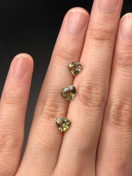 Yellowish Green Sapphire (heart) - .9 ct