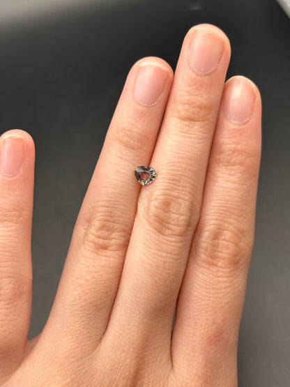 Yellowish Green  (heart) - .51 ct