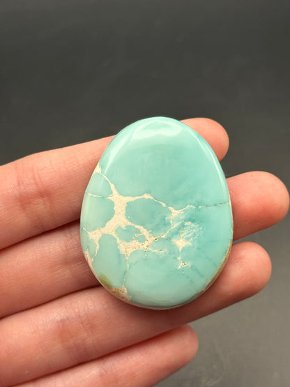Royston Turquoise (oval) 70 ct