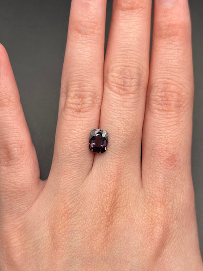 Purple Spinel (cushion) - 1.48 ct