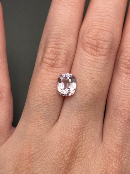 Pink Spinel (cushion) - 1.68 ct