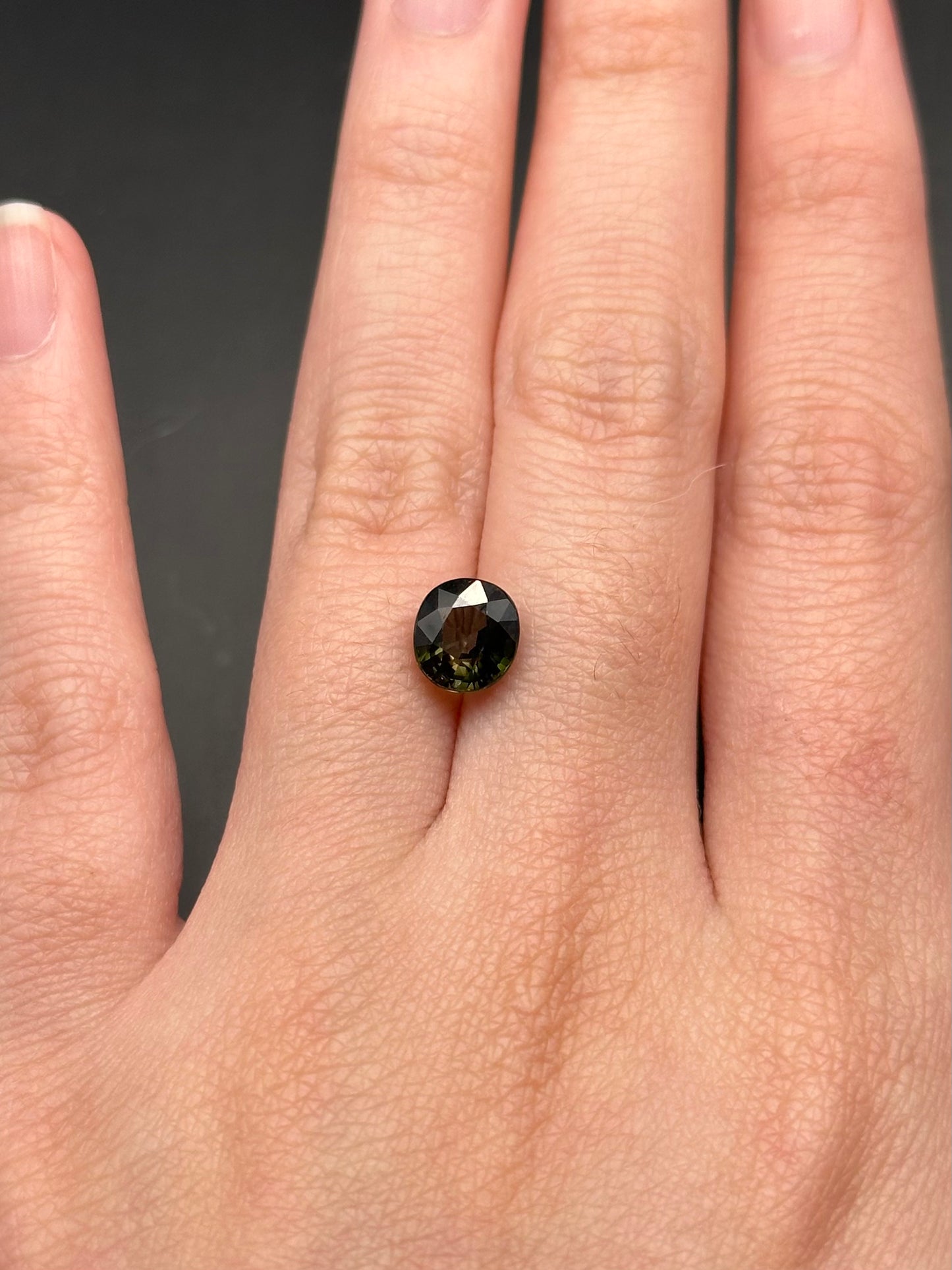 Green Tourmaline (round) - 1.57 ct