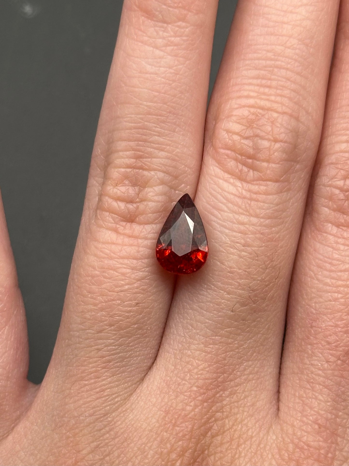 Organe Spessartite Garnet (pear) - 3.02 ct