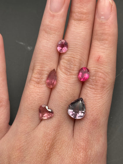 Pink Tourmaline (heart) - 1.15 ct