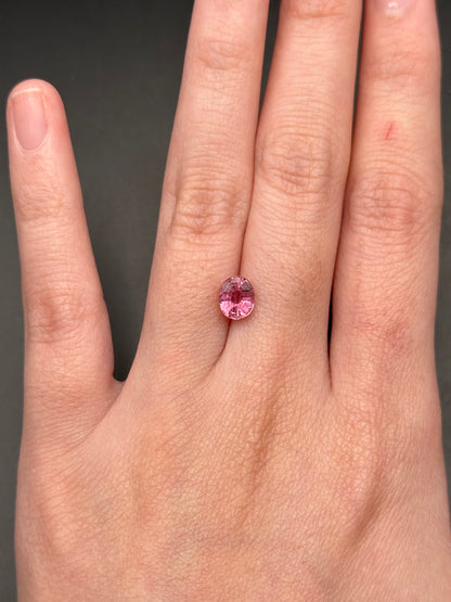 Pink Tourmaline (oval) 1.05 ct