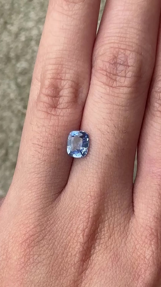 Blue sapphire (cushion) - 1.03 ct