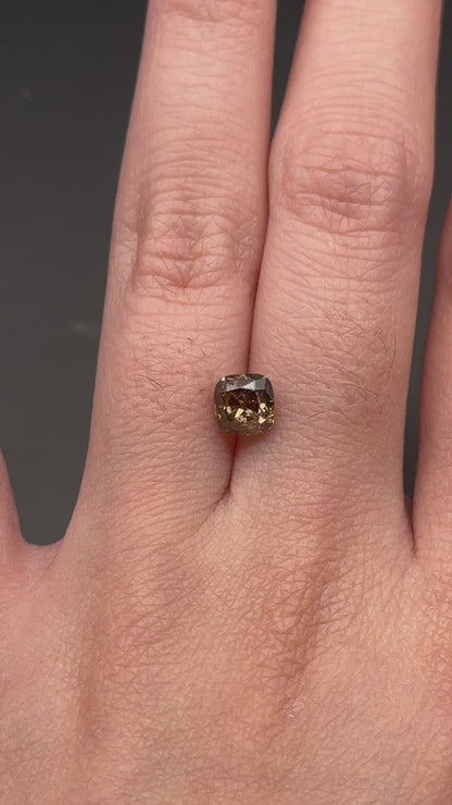 brown diamond (cushion) - 1.1 ct