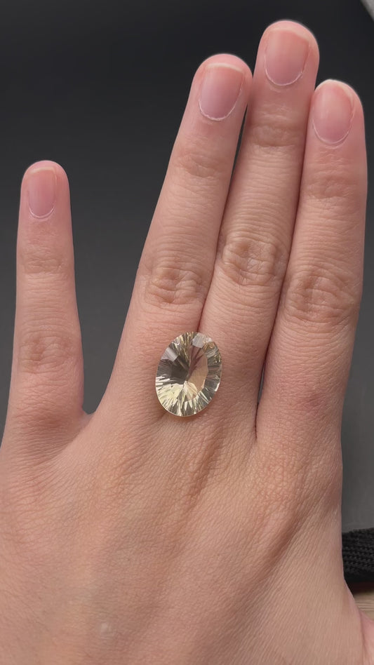 Oregon Sunstone (oval) - 7.55 ct