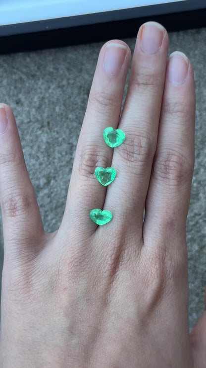 Colombian Emerald (heart) - 1.2 ct